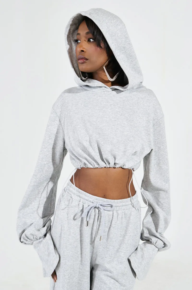 Neutral Colors A CALM FLEX PULL OVER SWEATSHIRT IN HEATHER GREY