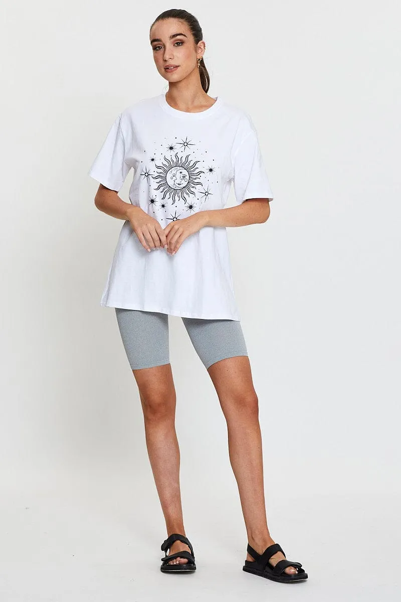 Chilly Comfort Flexible Ribbed Neckline White Graphic T-Shirt Short Sleeve