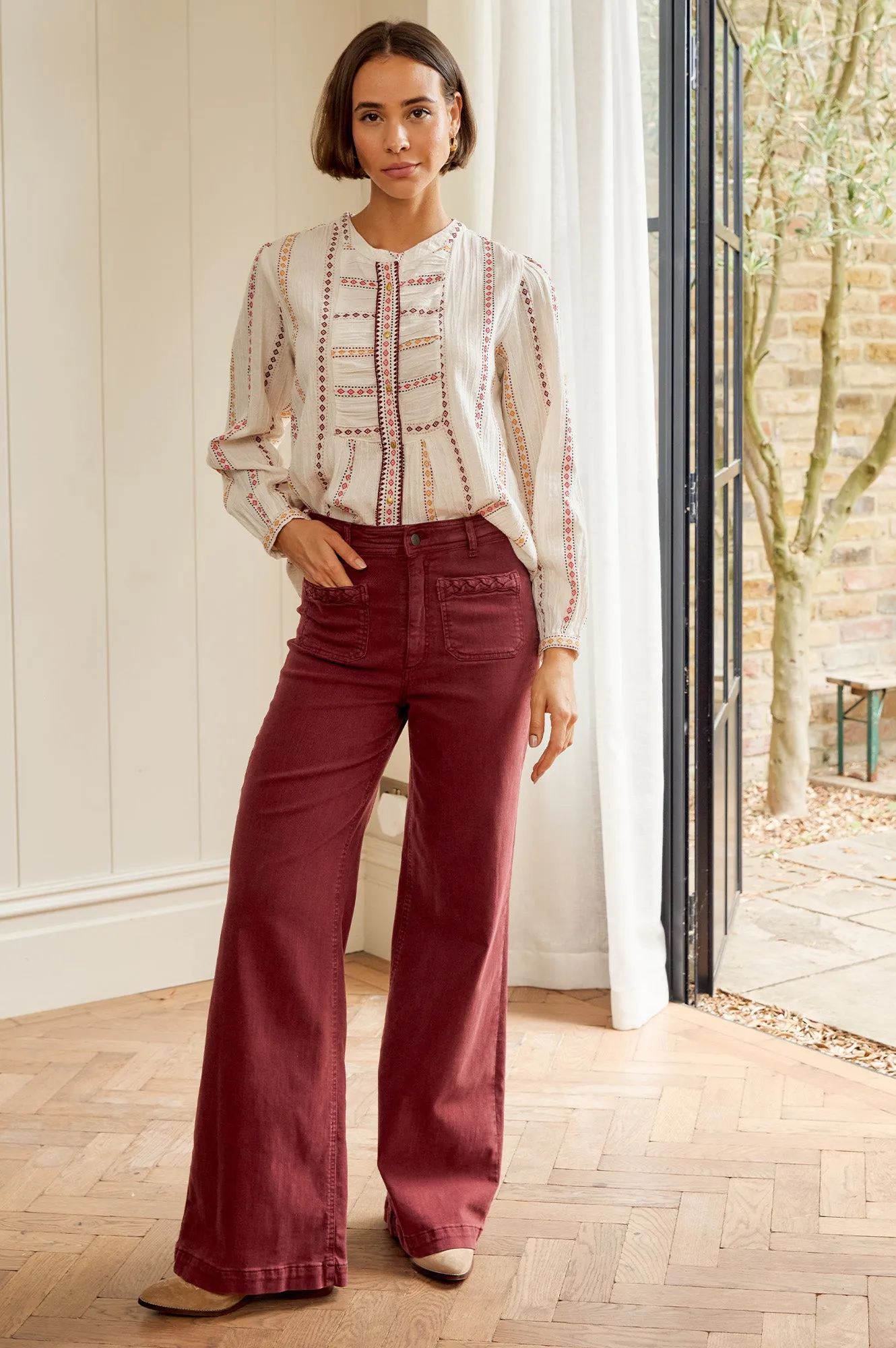 MAISON HOTEL Capuleto Giulietta Jean | Burgundy Work Ready Earthy