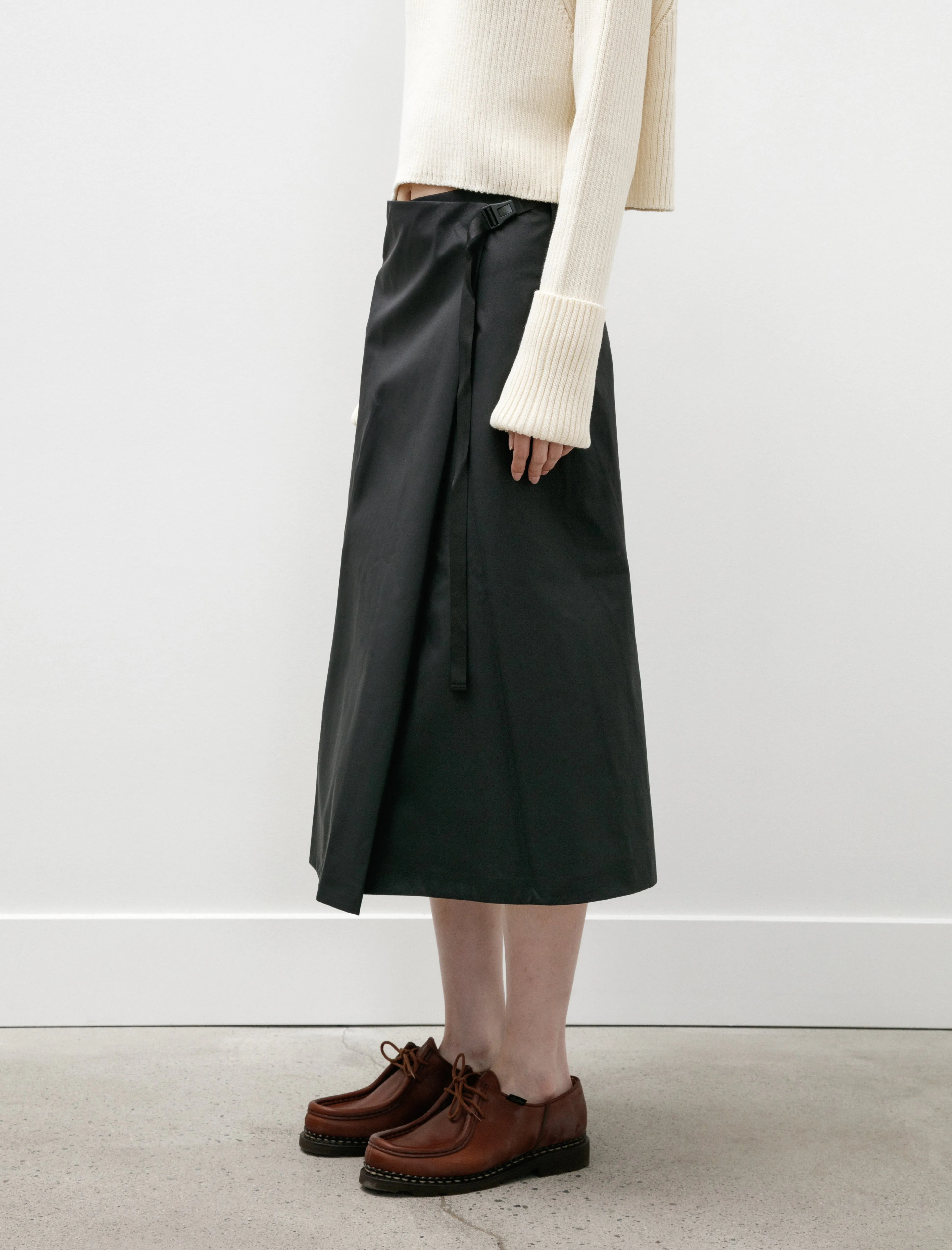 Soft Aesthetic Lota Skirt Black