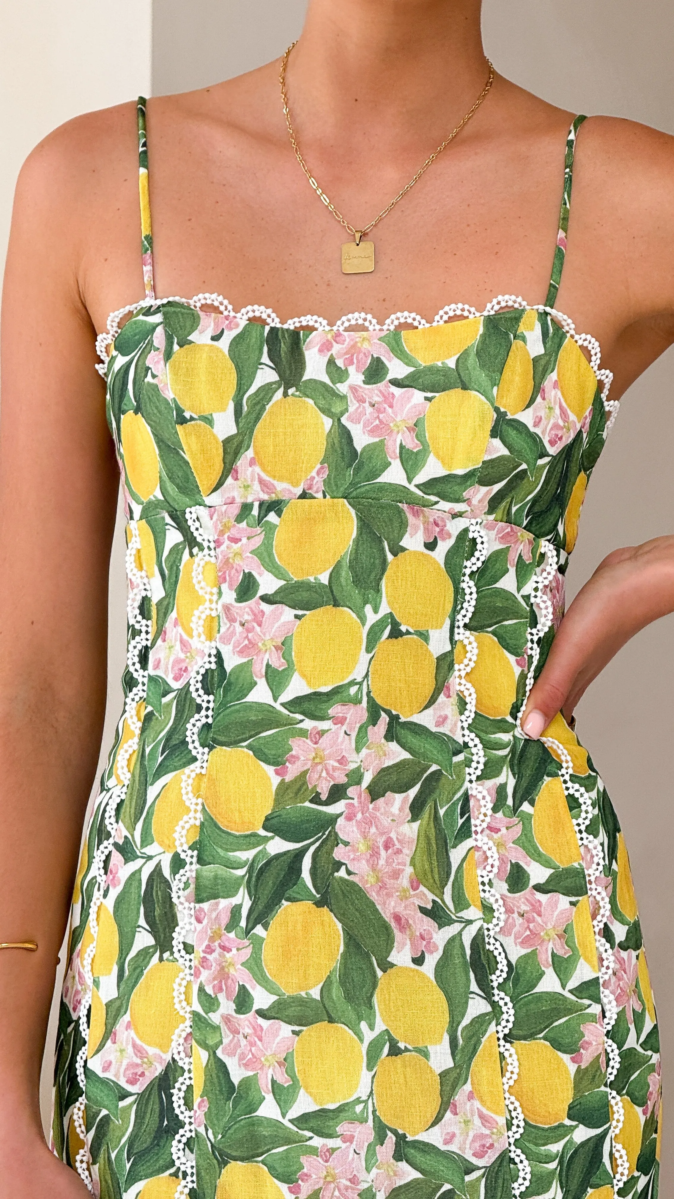 Carlia Midi Dress - Lemon Print Book Cafe