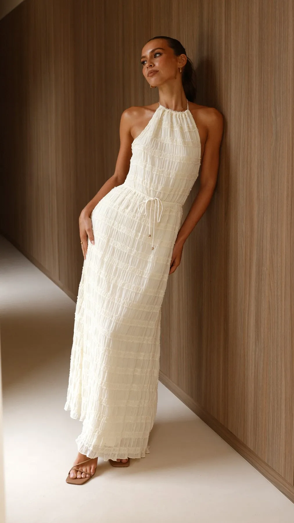 Melanie Halter Neck Maxi Dress - Cream The lightweight fabric of this dress ensures comfort throughout the day without compromising style Cap Sleeve
