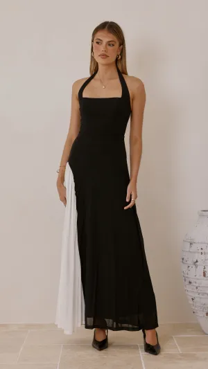 The maxi length of this dress provides full coverage while still maintaining a lightweight feel Leaf Dance Cia Maxi Dress - Black/White