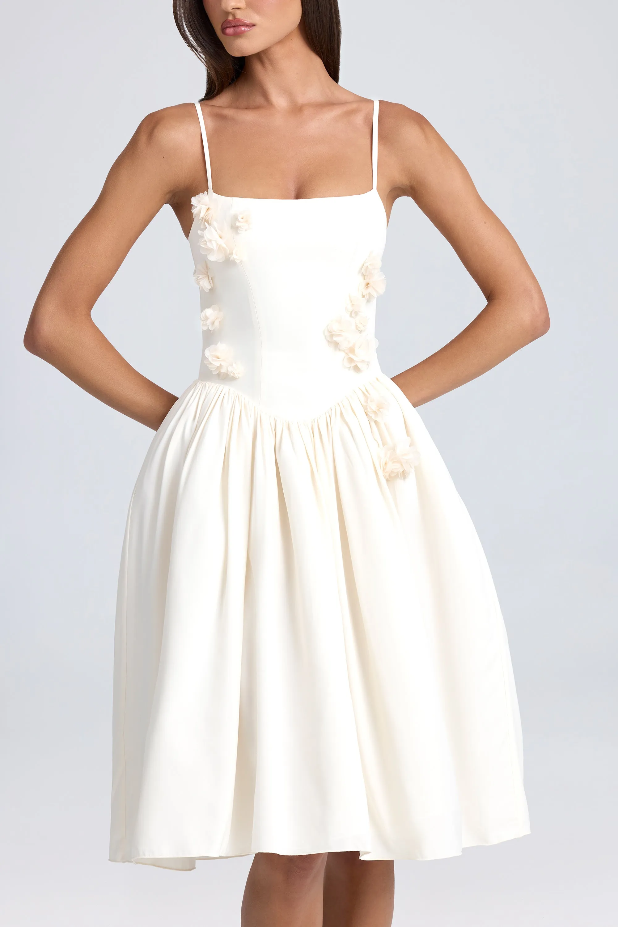 Casual Wear Timeless silhouette Floral-Appliqu?? Midi Dress in Ivory