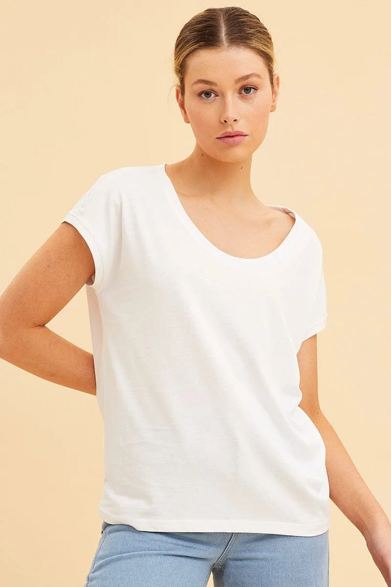 White Relaxed T-Shirt Scoop Neck Drop Shoulder Queen Glow Sporty Gear