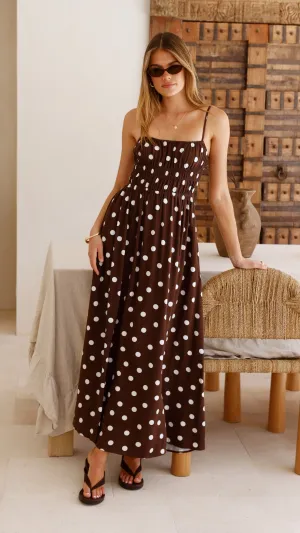 With its timeless design this dress is perfect for any season and any setting Solare Maxi Dress - Brown/White Polka