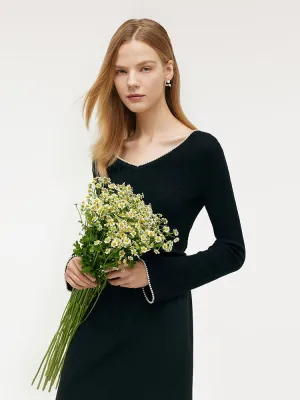 Pearl Round Neck Women Sweater Modern Knit