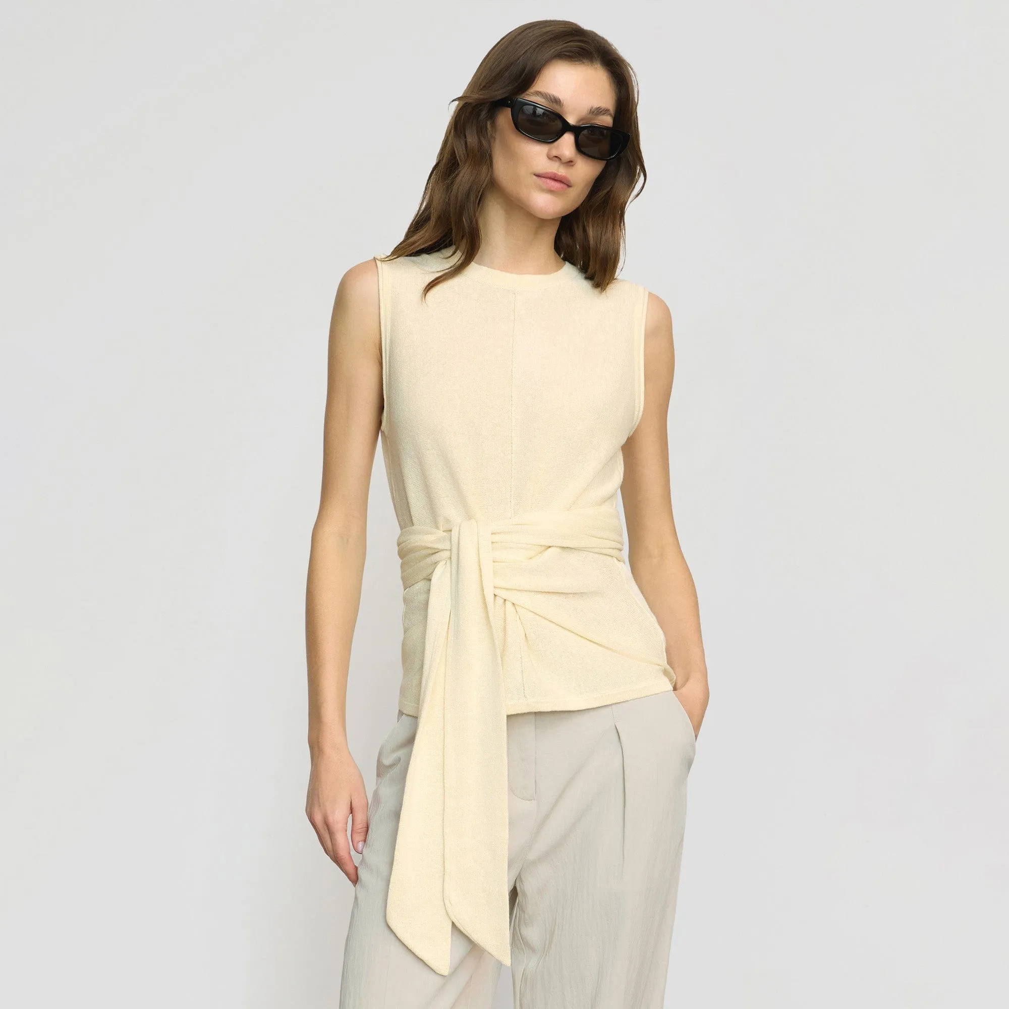 Winter Wearable Chilly Layer Rois Tie-Front Linen-Cotton Top