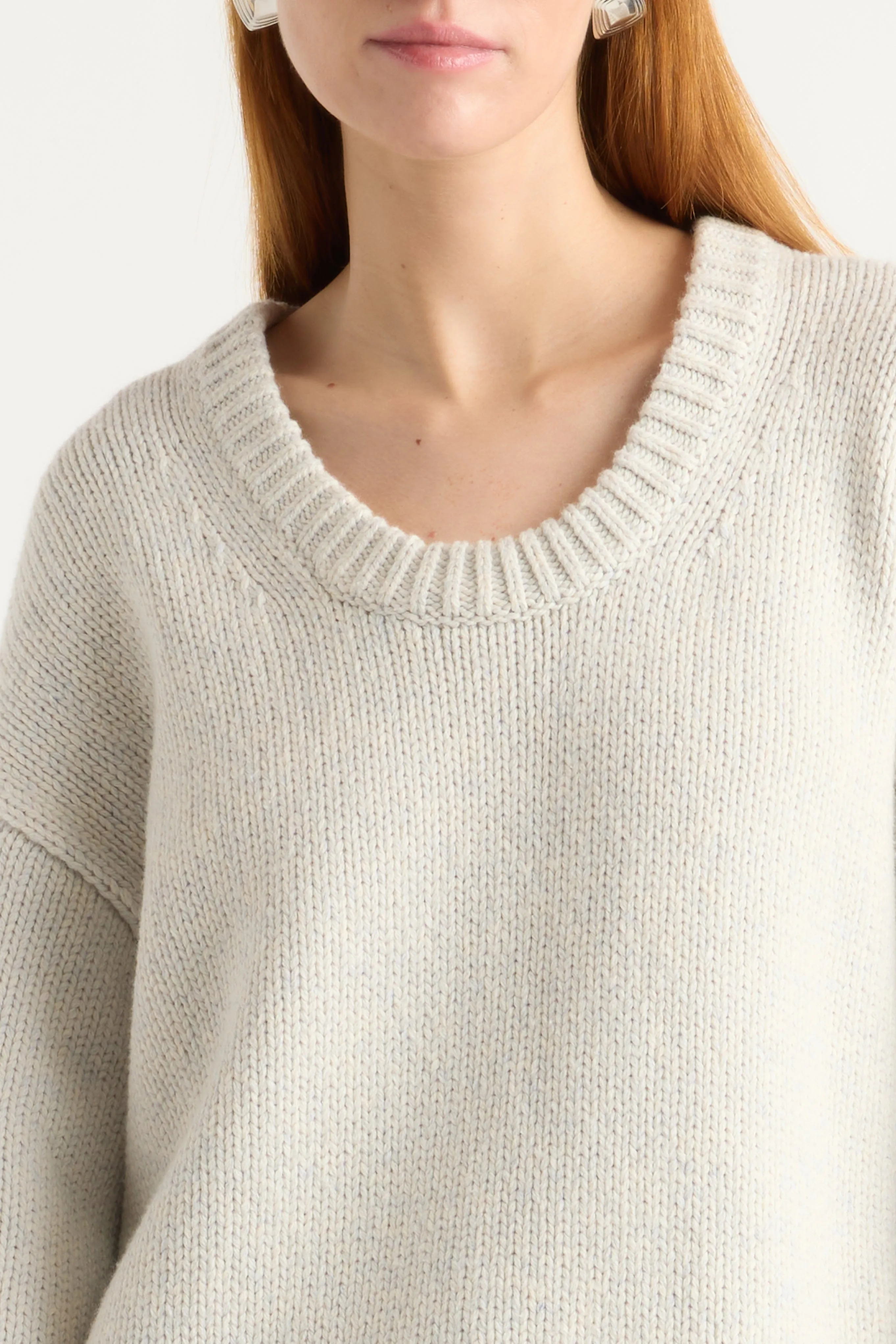 Archie Deep U-Neck Sweater Microfiber Insulation Yarn Dyed Fabric