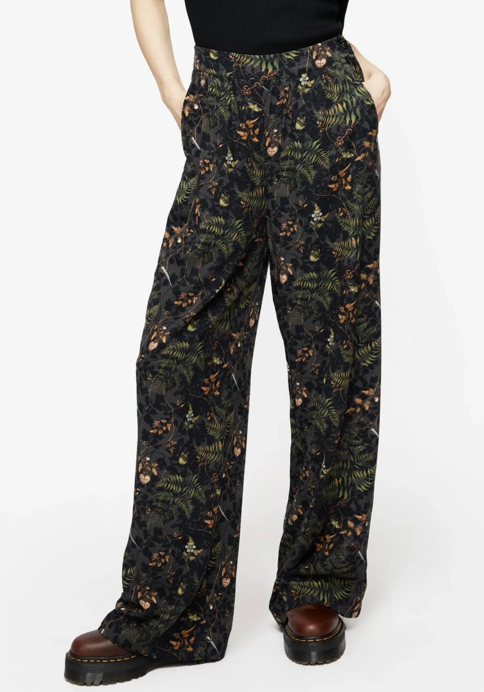Non Irritating Abrasion Resistant Surface Wither Fern Print Wide Leg Trousers