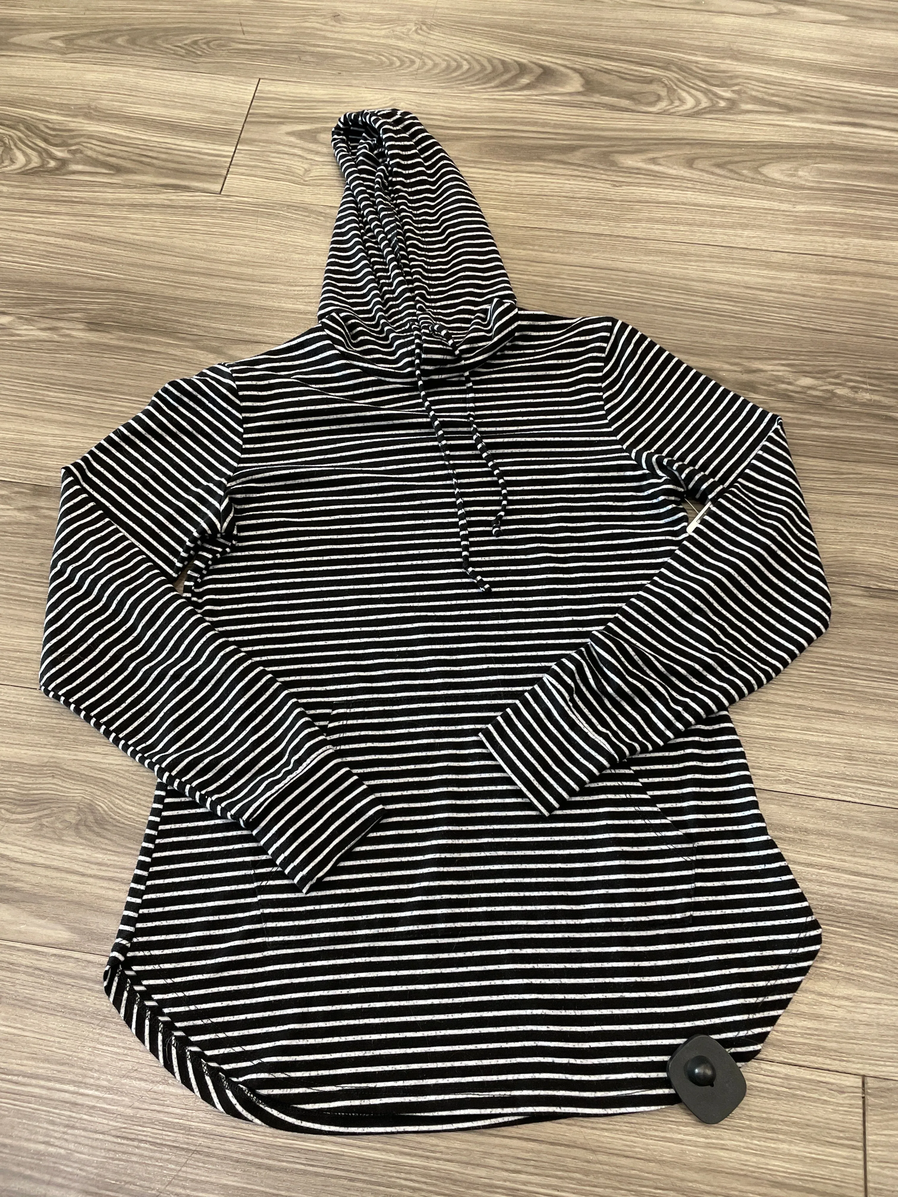 FlexibleNeckline Sweatshirt Hoodie By Modern Lux In Striped Pattern, Size: Xs