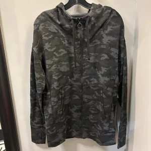 Free Mind Relaxed Cut Athletic Sweatshirt Hoodie By Fabletics In Grey, Size: Xs