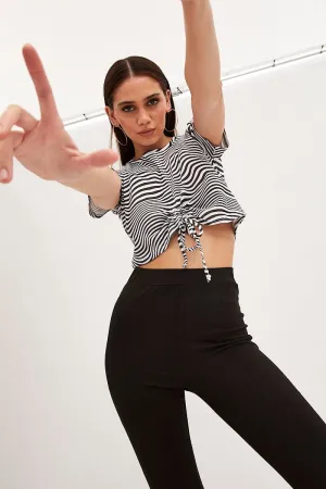 Abstract Print Abstract T-Shirt Drawstring Crew Neck Crop Chic Design