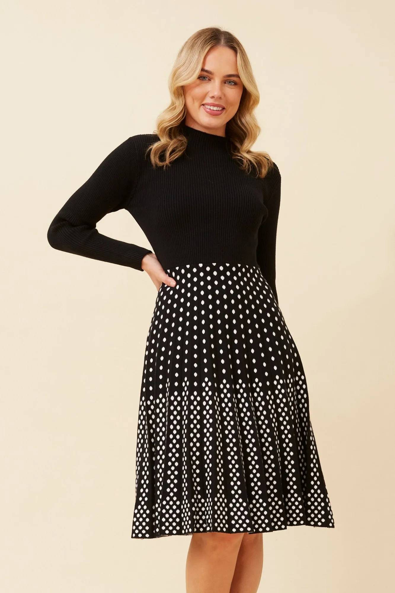 ELINA FIT AND FLARE KNIT DRESS Light Core Chic Accessory