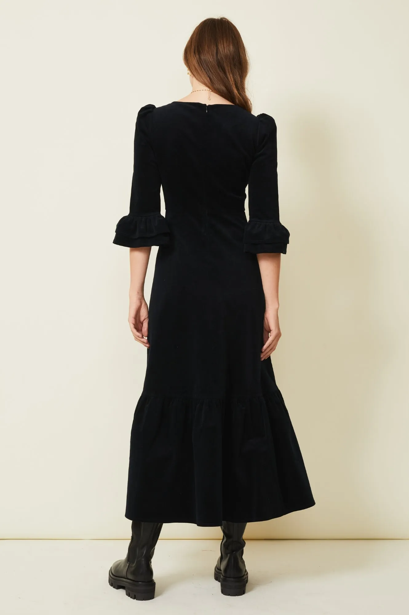 Comfy All Day laid-back style Victoria Round Neck 3/4 Sleeve Stretch Corduroy Dress | Black