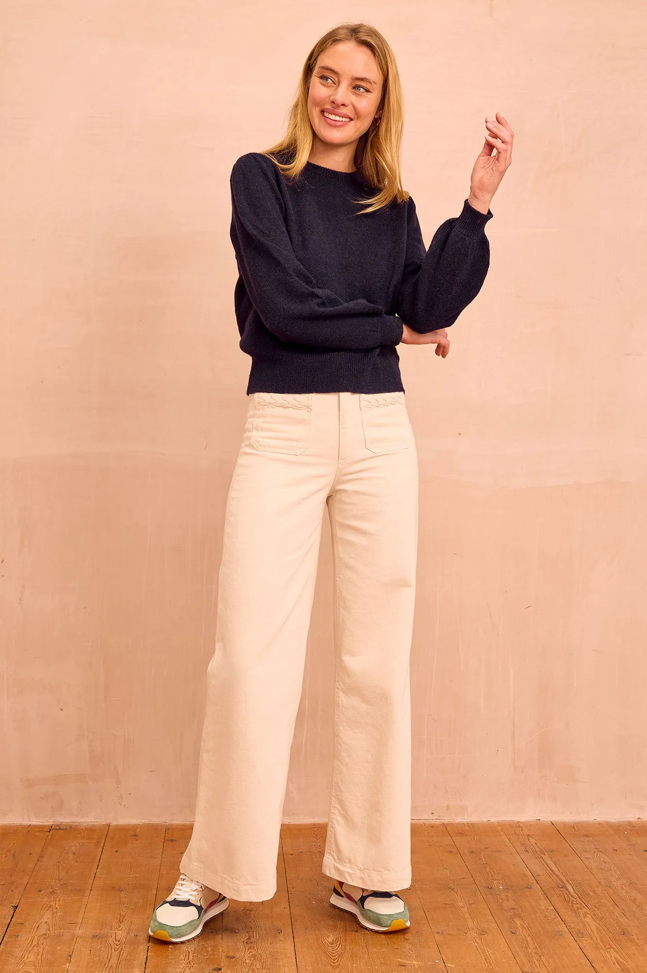 Vibrant Bold Look Street Fashion MAISON HOTEL Maxton Hamlet Jean | Ecru