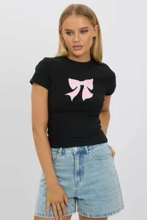 Black Graphic Tee Short Sleeve Workout Gear Chic and Cozy