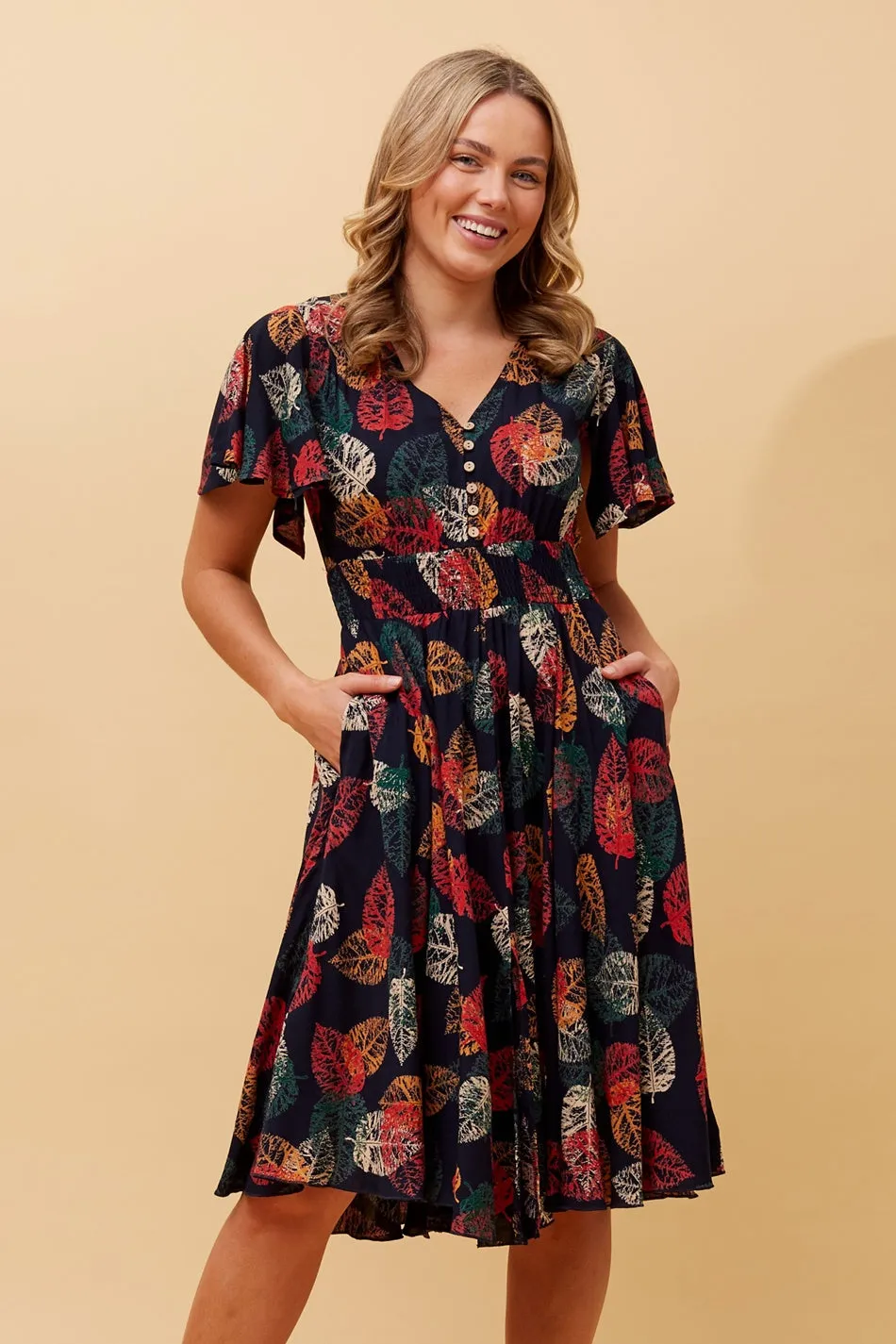 SANDY LEAF PRINT DRESS MoistureWicking Sprint Fit