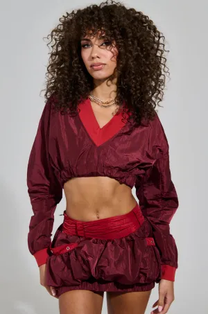 PUTTING IN WORK V-NECK SWEATSHIRT IN RED Printed Detail