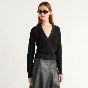 Chic Knit Maren Cropped V-Neck Sweater