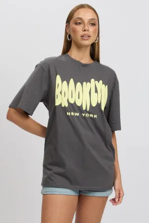 Fashion Must-Have Grey Graphic Tee Short Sleeve