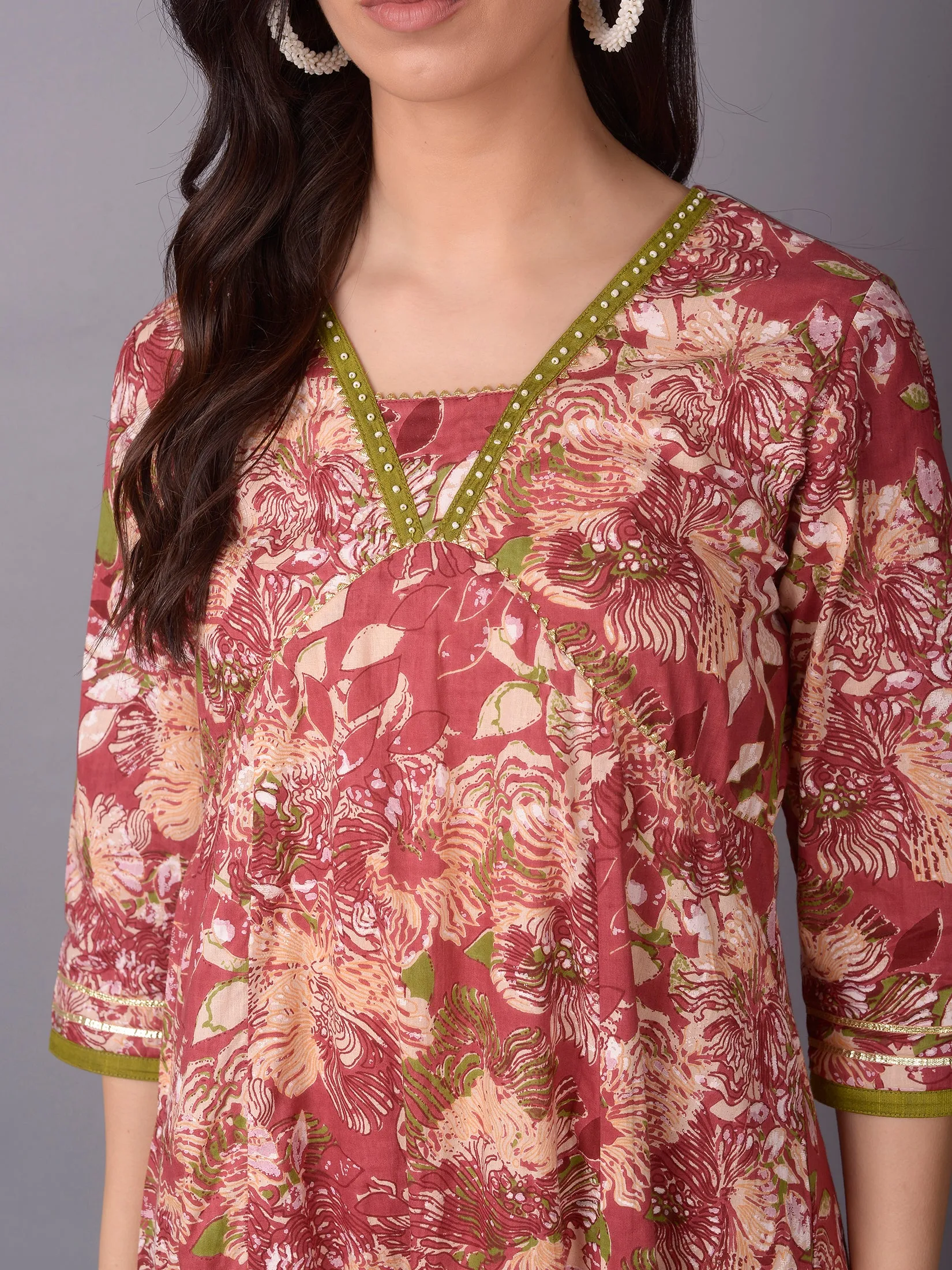 Women Dark Pink Floral Printed Dress Classic Sweater