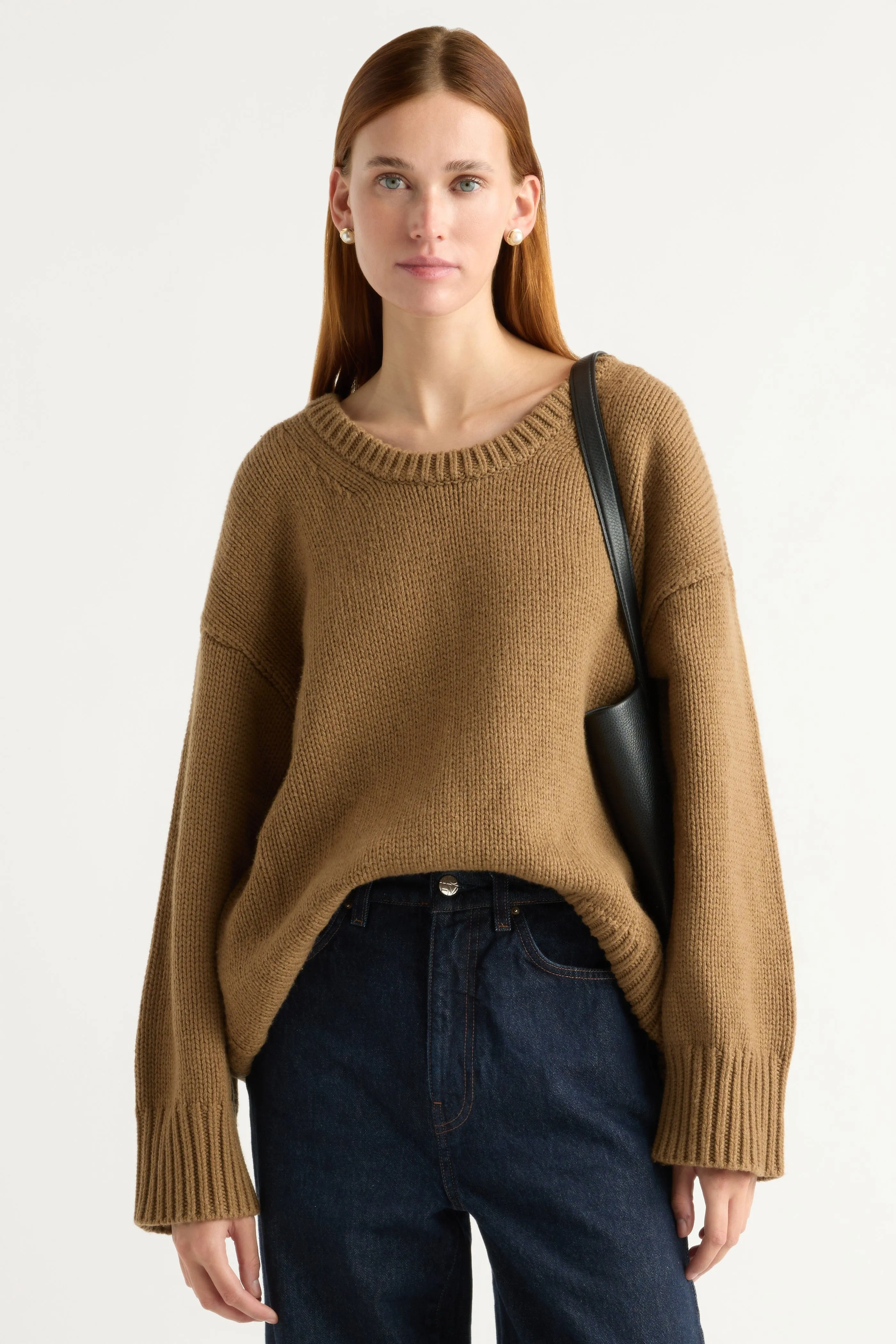 Archie Deep U-Neck Sweater Stretch Fabric