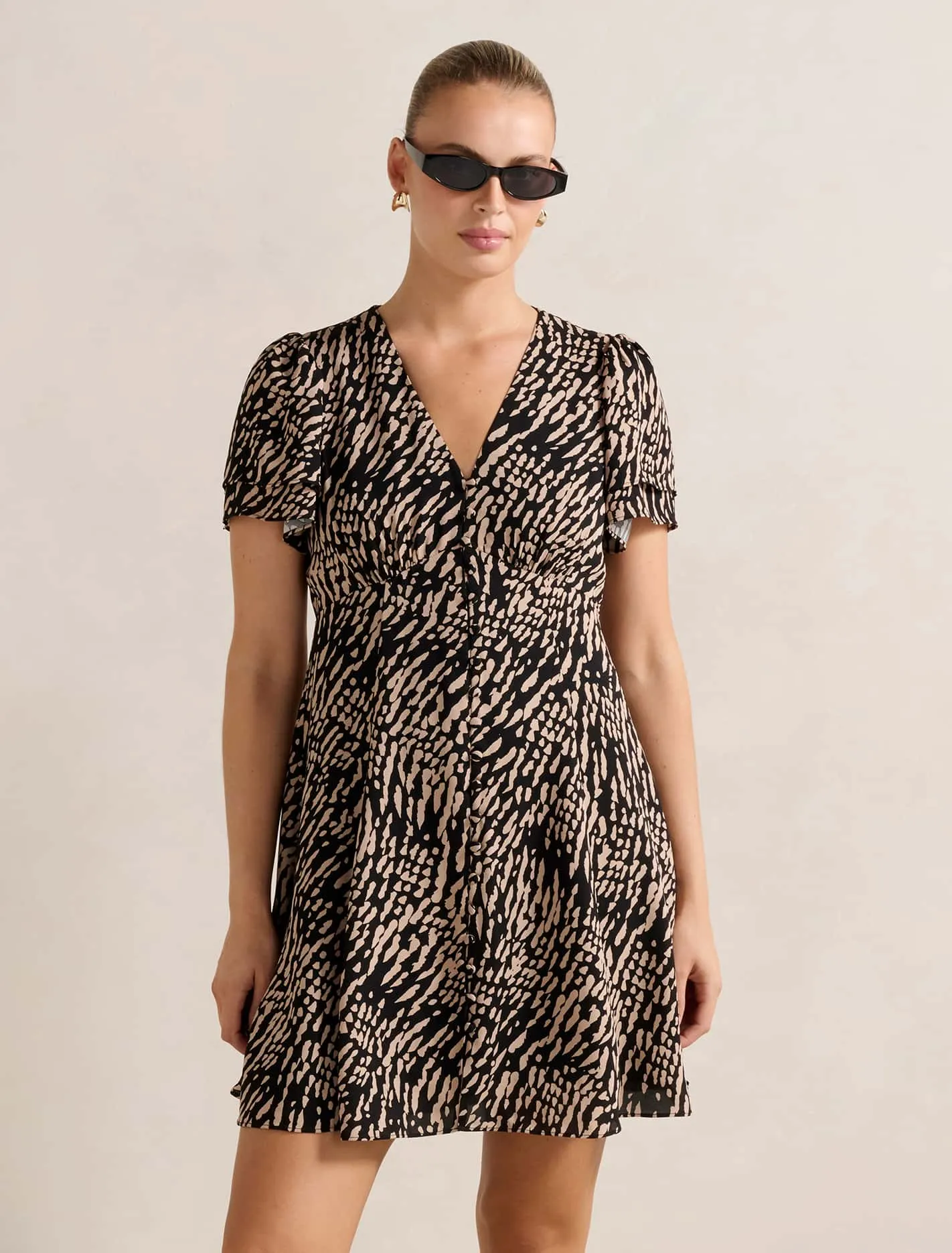 Pria Button Through Mini Dress Slit Thigh Modification Smart Look