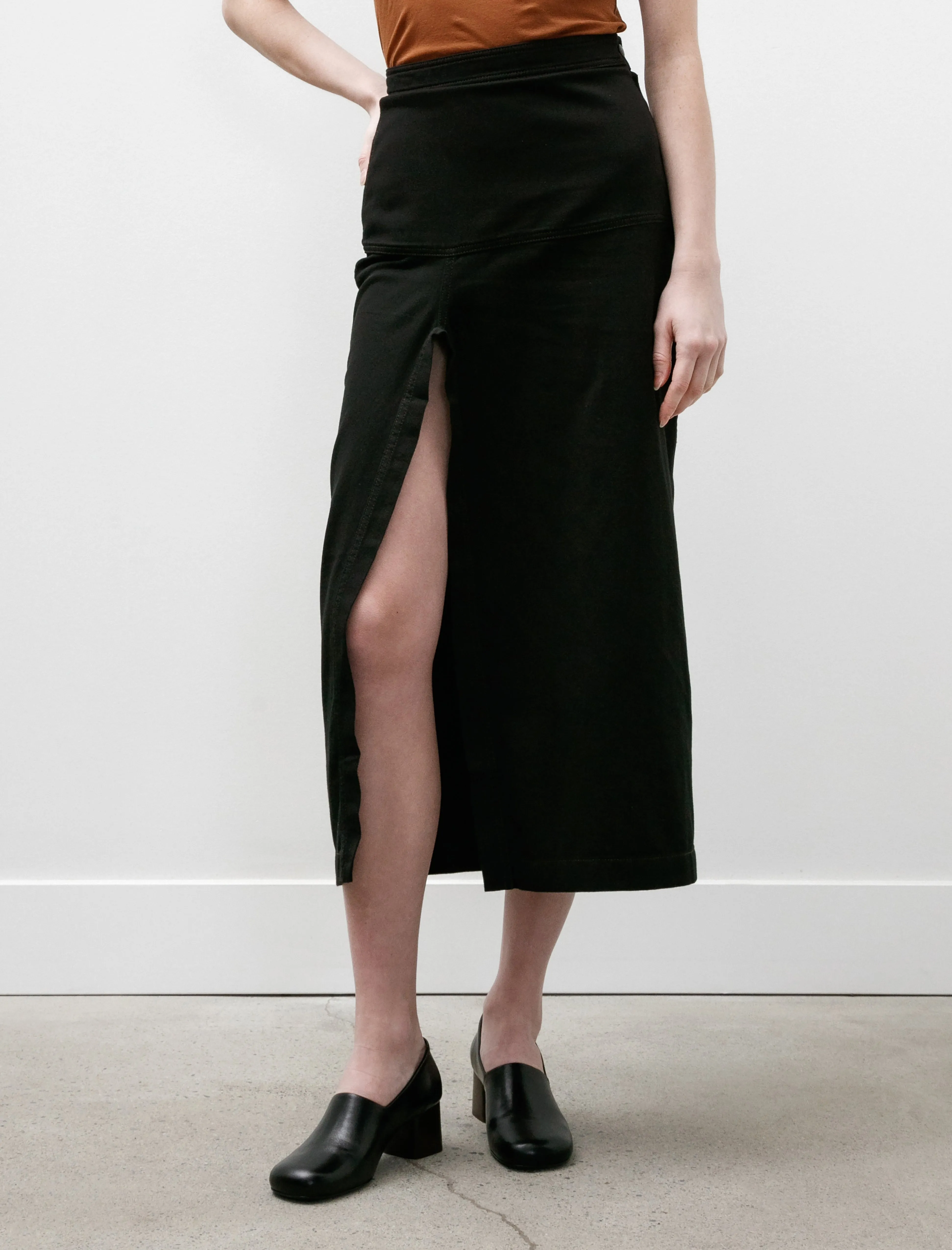 Draped Design Skirt With Slit Black Denim