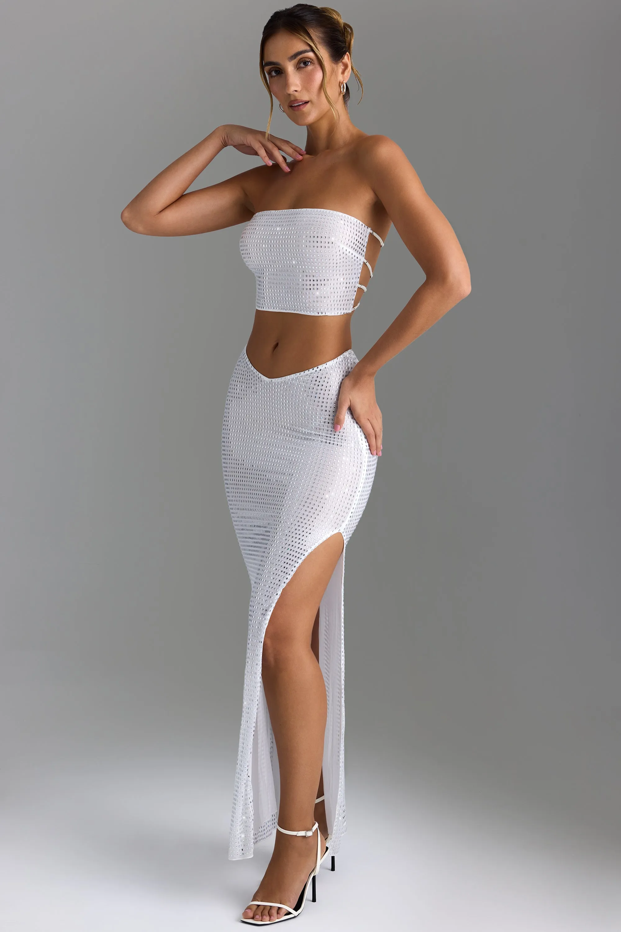 Embellished V-Waist Maxi Skirt in White Comfort Innovation Outfit Game