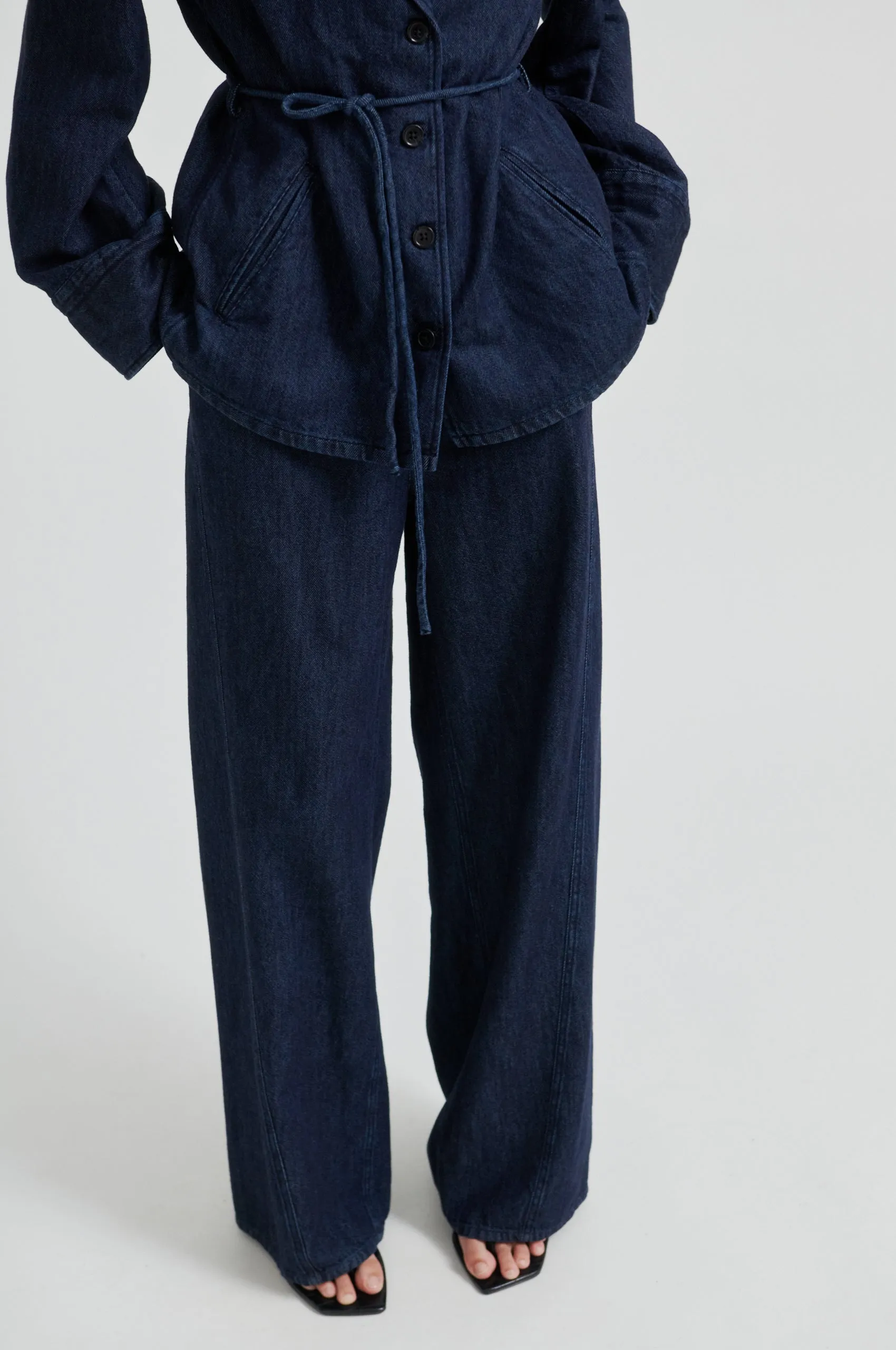 Olane Denim Jeans Sustainable Manufacturing Smooth Yarn