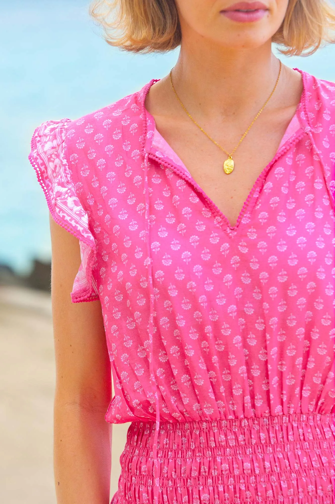Chic dress for outings Modern body-hugging short dress Macy Mini Organic Cotton Dress | Lixus Flower Pink