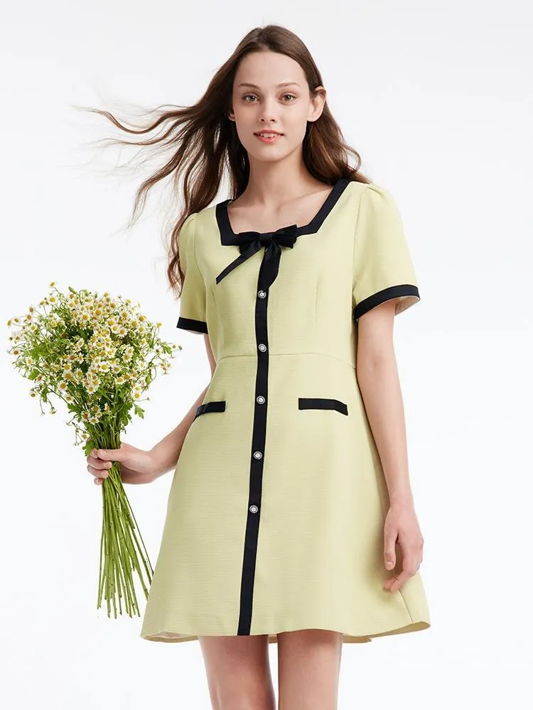 Beat Light Fun Twist Chic Square Neck Mini Dress