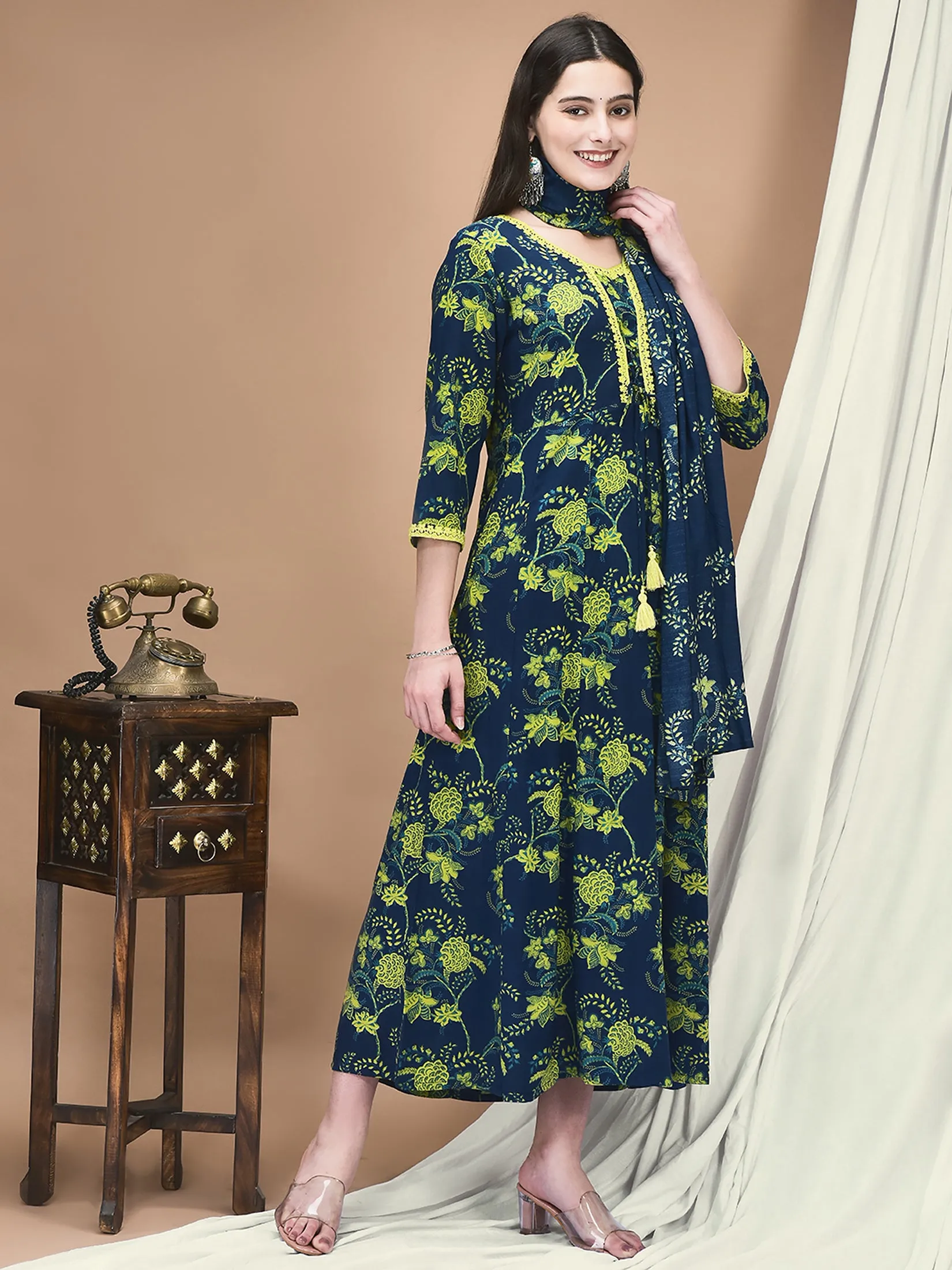 Lightweight Feel Comfortable clothing Women Liva Blue Floral Print Dress With Dupatta