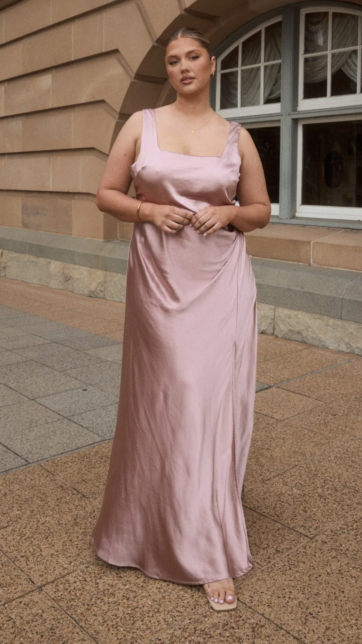 Alaria Maxi Dress - Dusty Pink Trim Glow Pine Path
