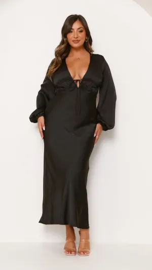 The classic cut of this maxi dress ensures a flattering fit for all body types Amara Maxi Dress - Black