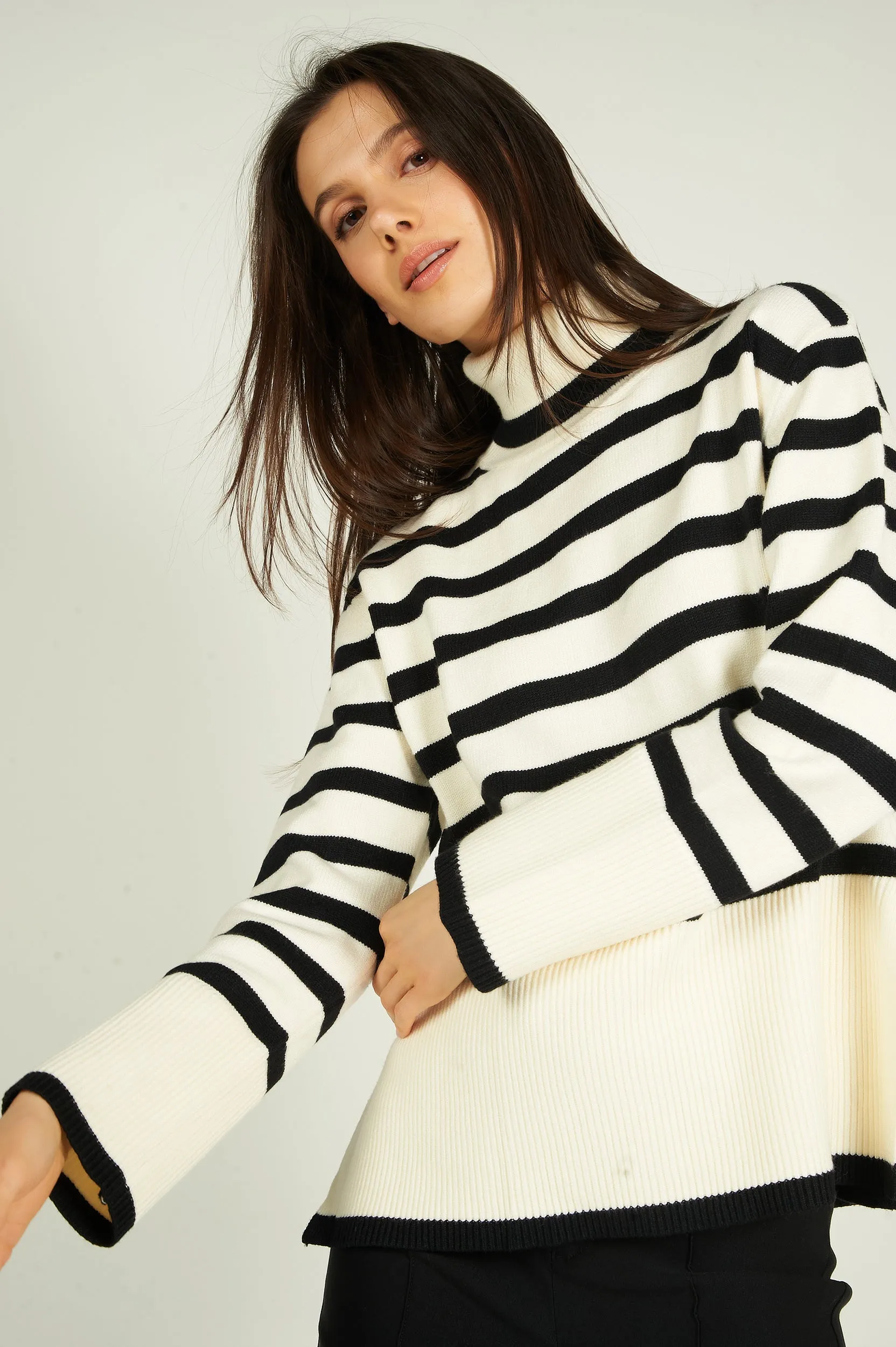Snuggle Ready Knit Comfort Wear Chandail ray?? ?? col roul?? - LT24420 - (E-A1)
