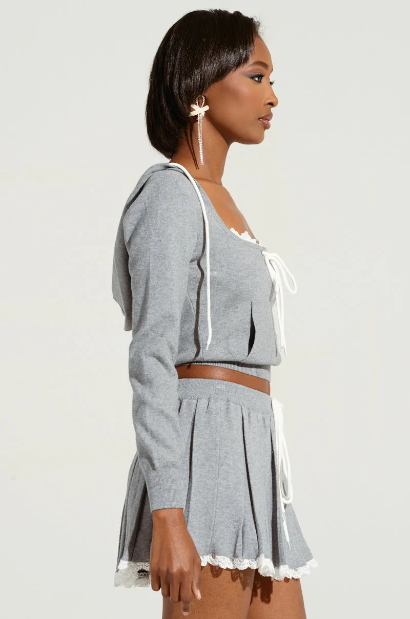 simple design PRETTY GIRL PROBLEMS TOP