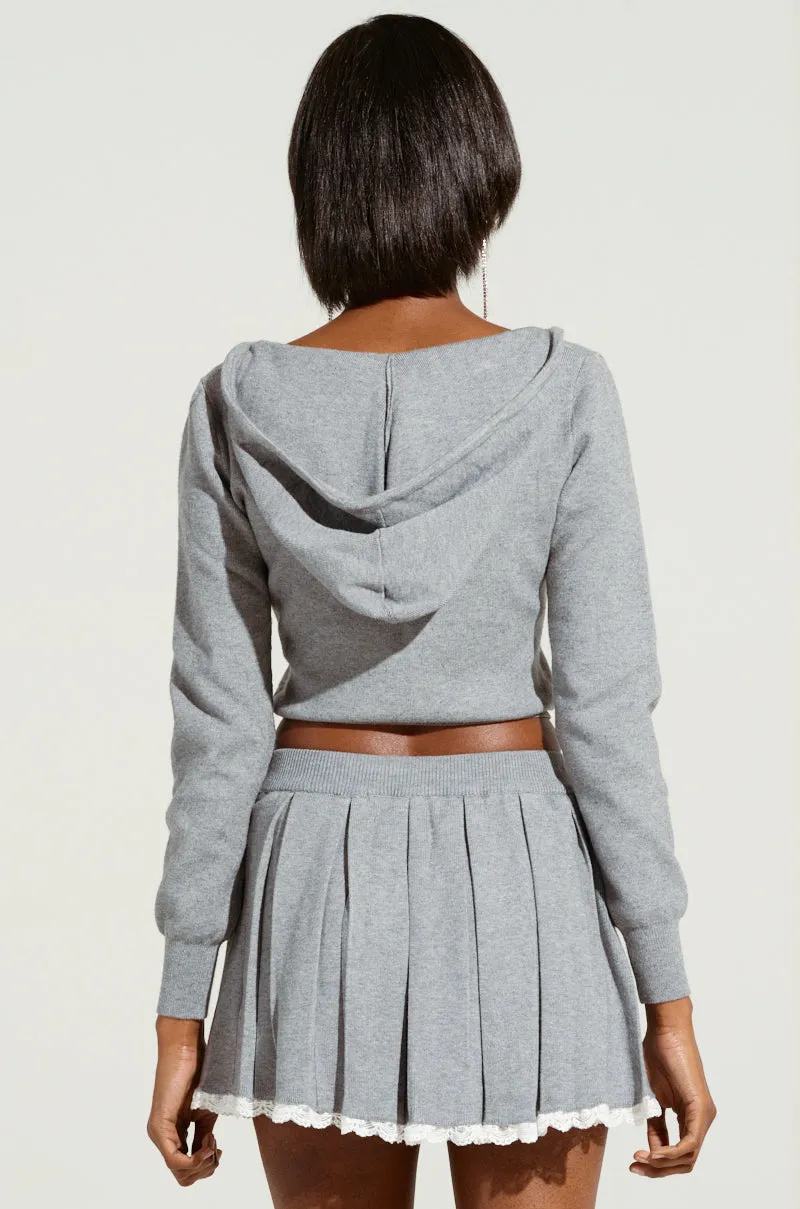 PRETTY GIRL PROBLEMS TOP Cozy Trend good for gym sessions