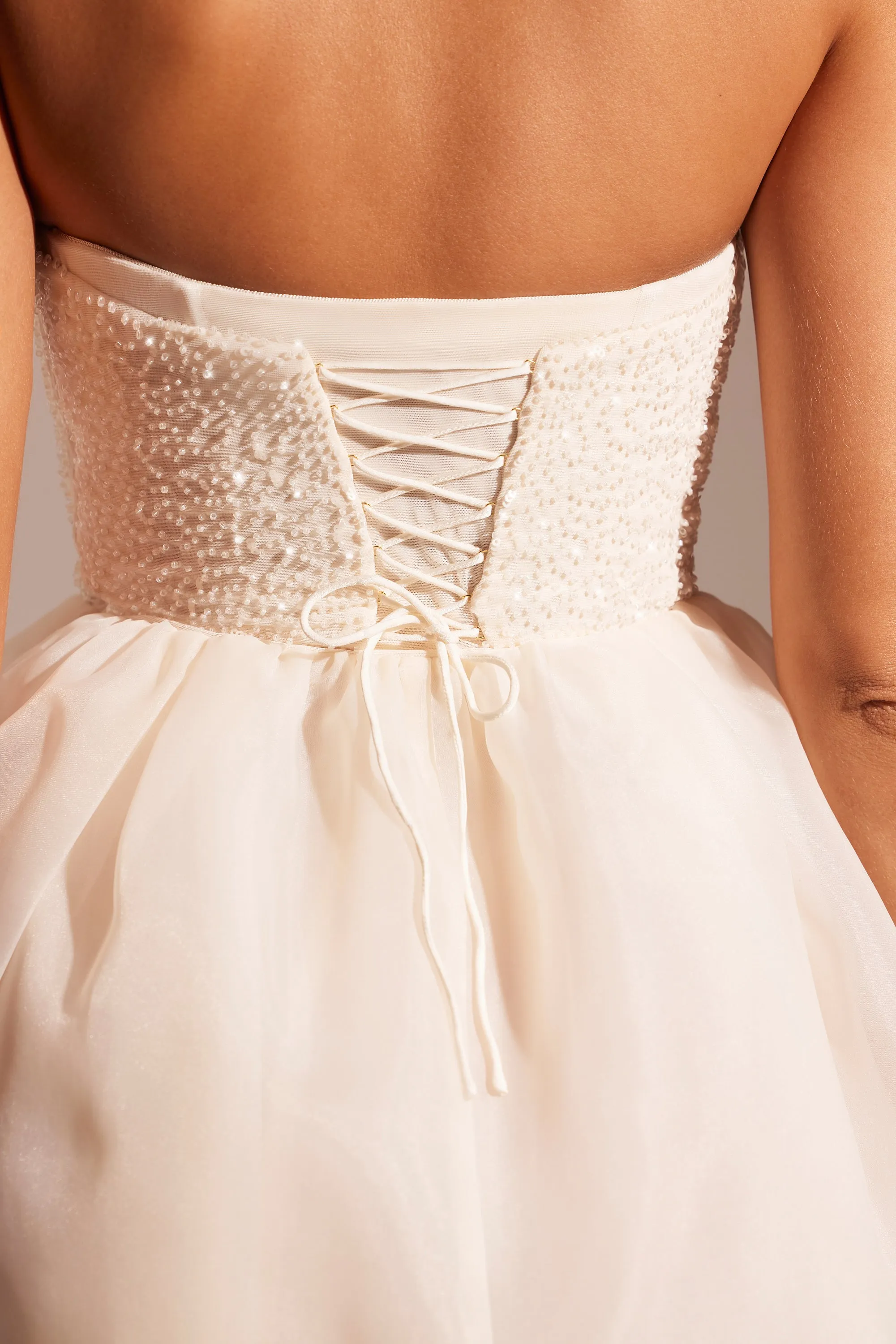 Embellished Corset Tulle Skirt Midi Dress in Ivory Stylish Outfit