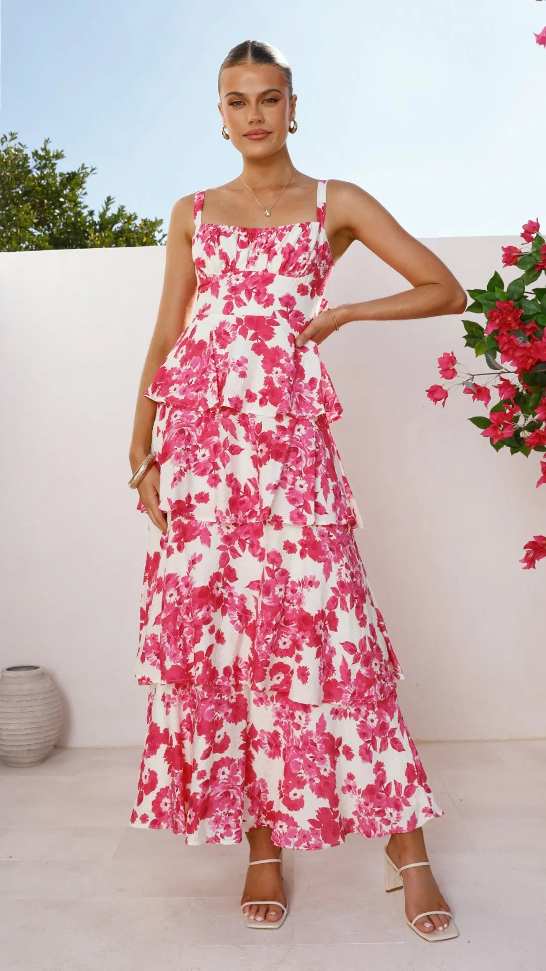 Odilia Maxi Dress - Pink/White Floral This maxi dress offers the perfect combination of comfort and elegance for everyday wear Earth Brown