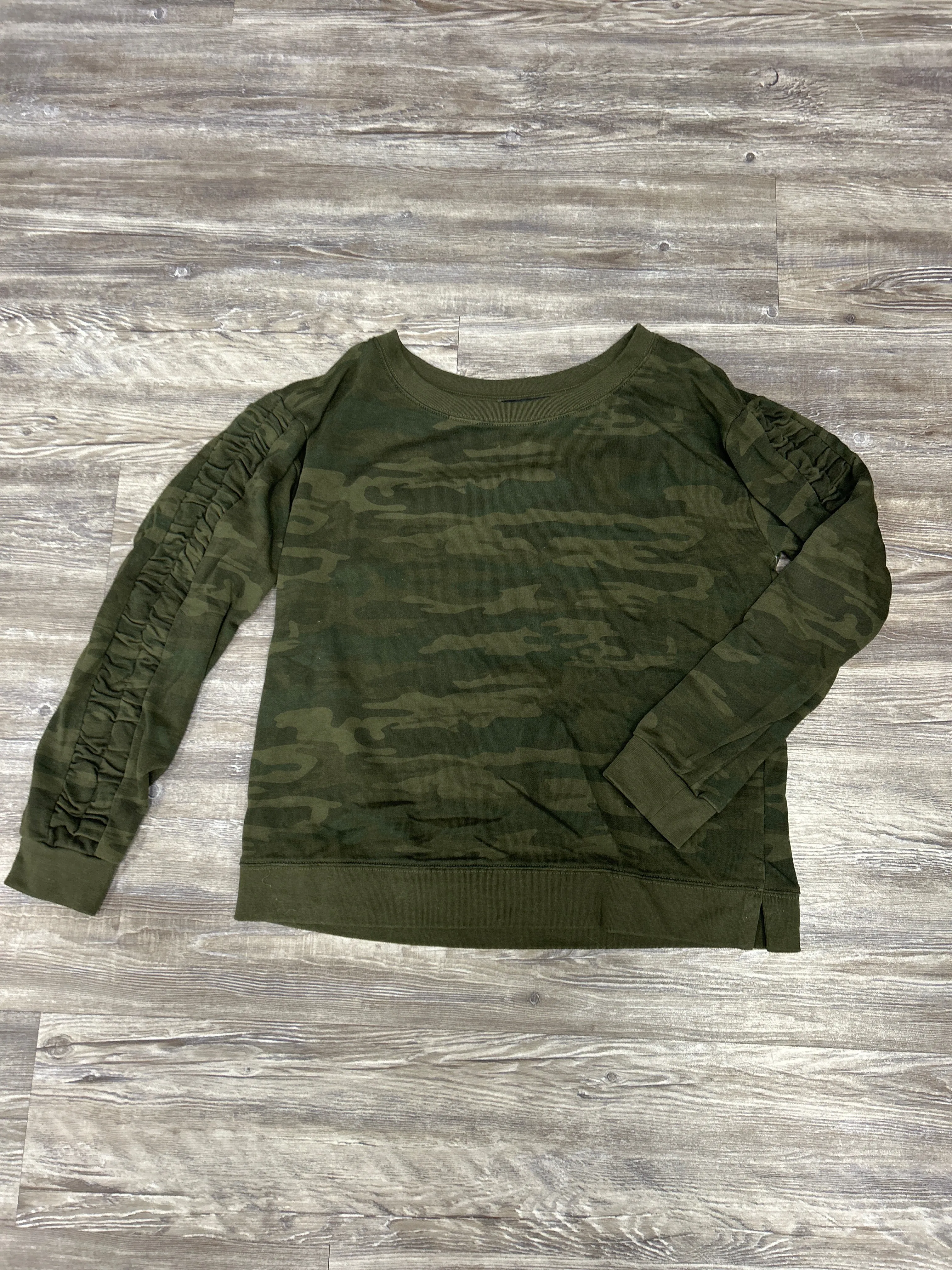 Sweatshirt Crewneck By Sanctuary In Camouflage Print, Size: M Business Wear Ventilated Back Panels