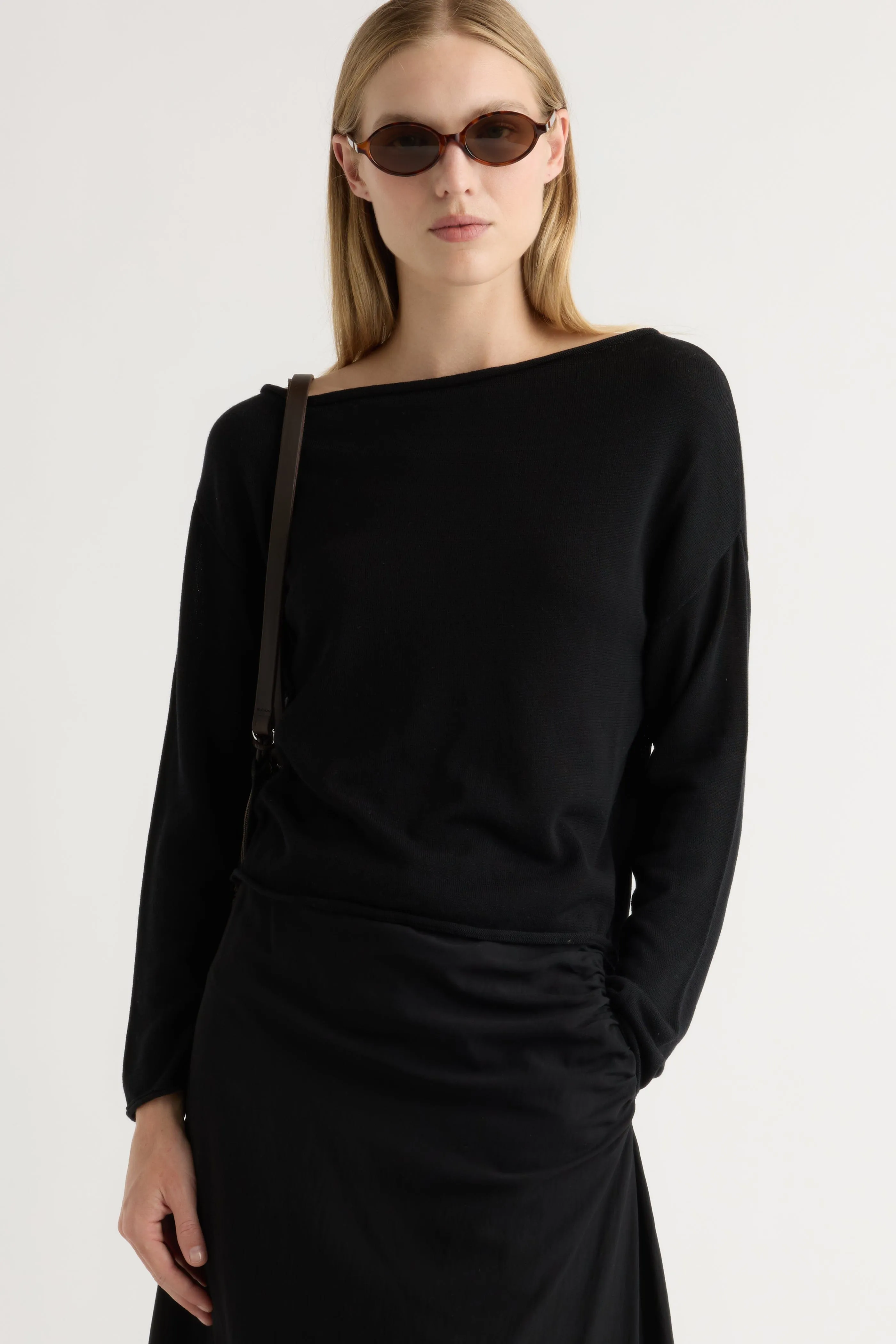 Colorfast Dye Method Hachi Tencel-Wool Off-Shoulder Sweater