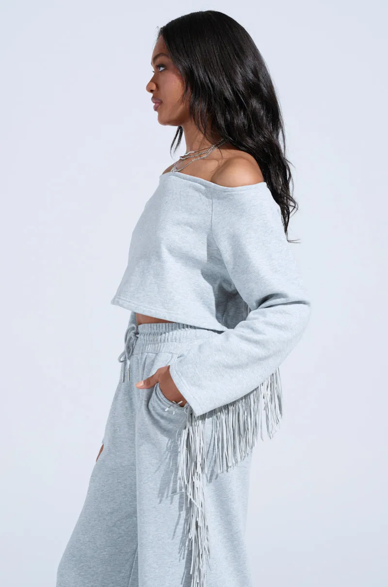 BRINGING IT BACK OFF THE SHOULDER SWEATSHIRT Water-Repellent Finish Relaxed Look