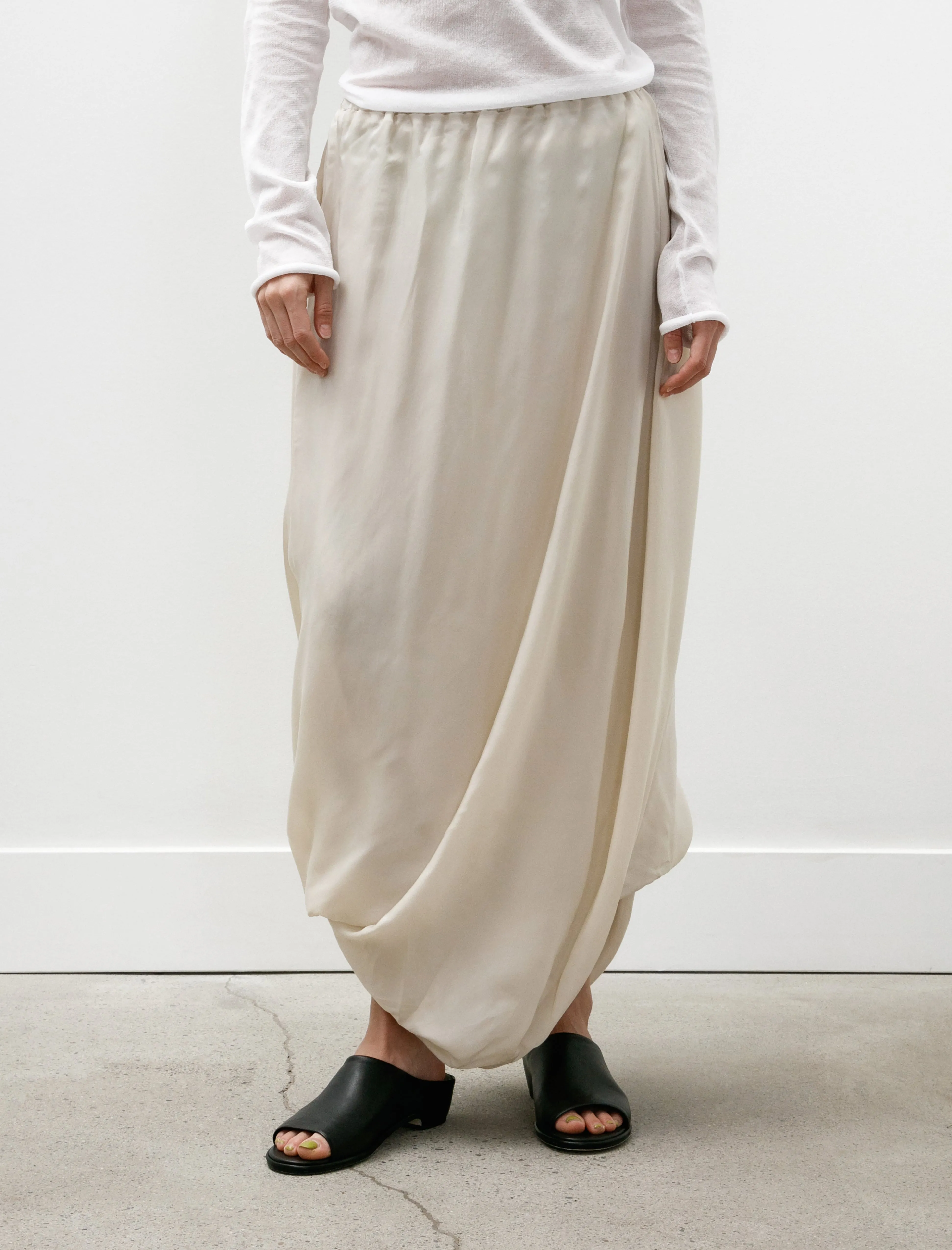 Athleisure Inspired Balloon Skirt Ivory