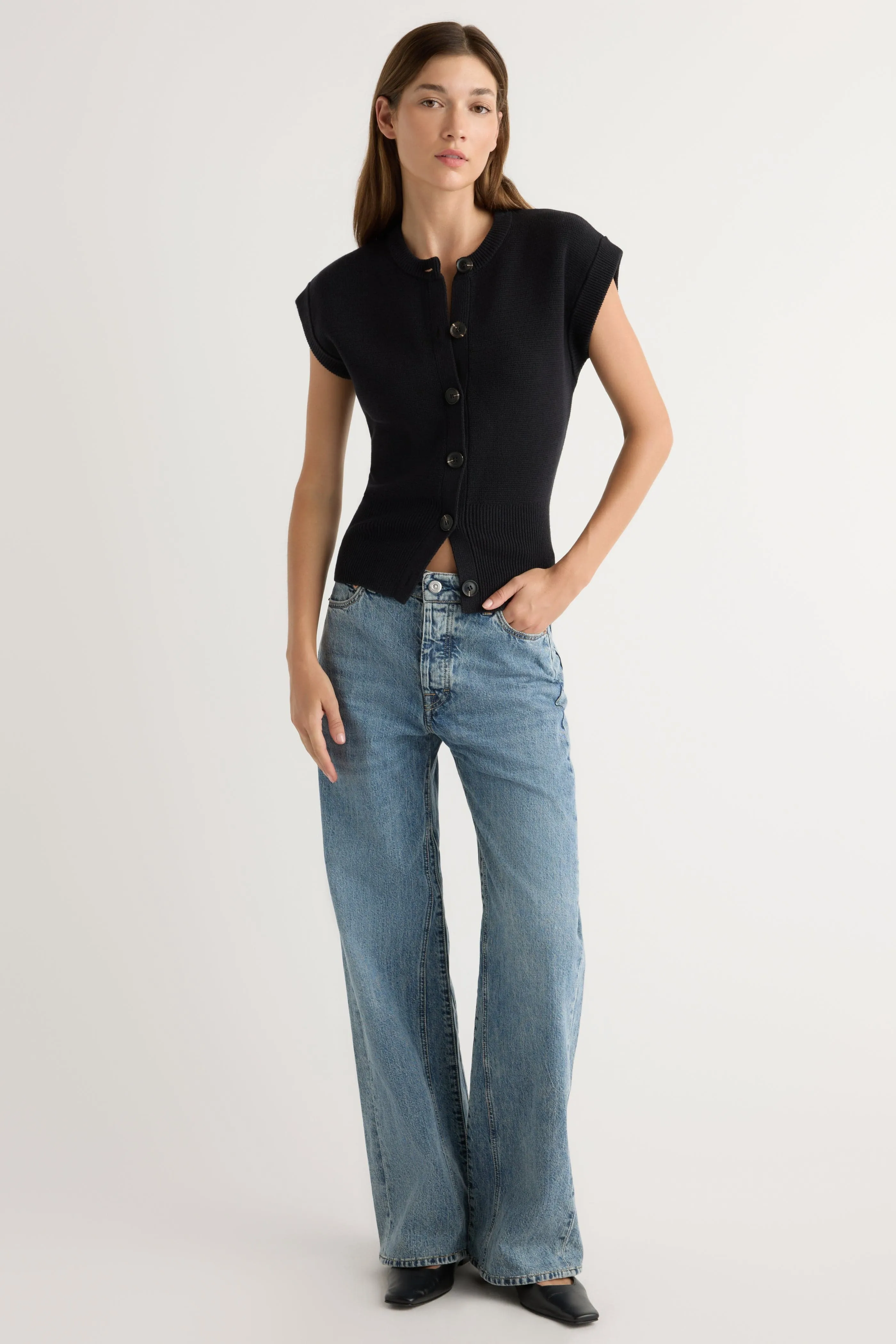 Lightweight Thermal Solea Button Knit Vest