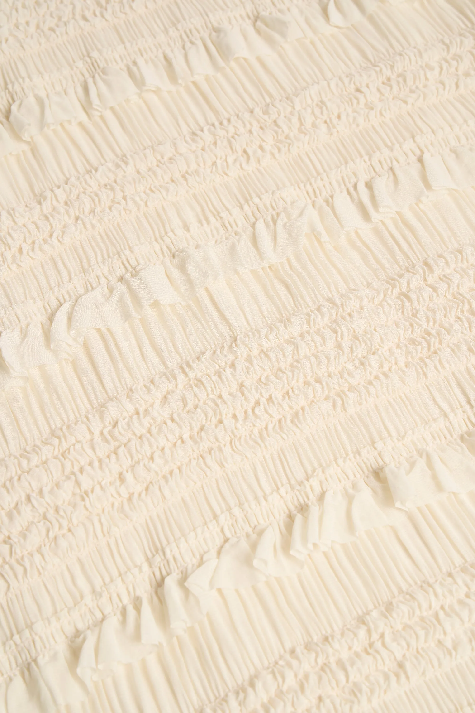 Travel Clothing Ruffled Mid-Rise Shorts in Ivory