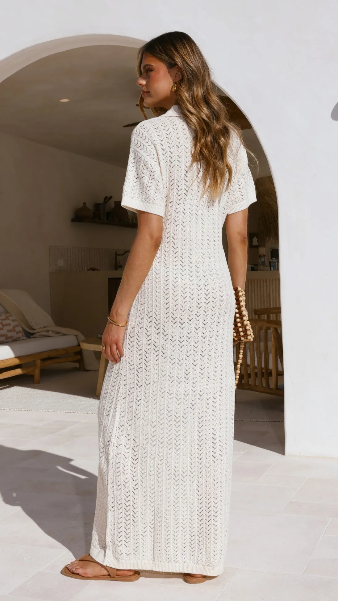 With its comfortable fit this dress is perfect for all-day wear while maintaining an elegant appearance Gorgeous floor-length style Tiffy Crochet Short Sleeve Maxi Dress - White