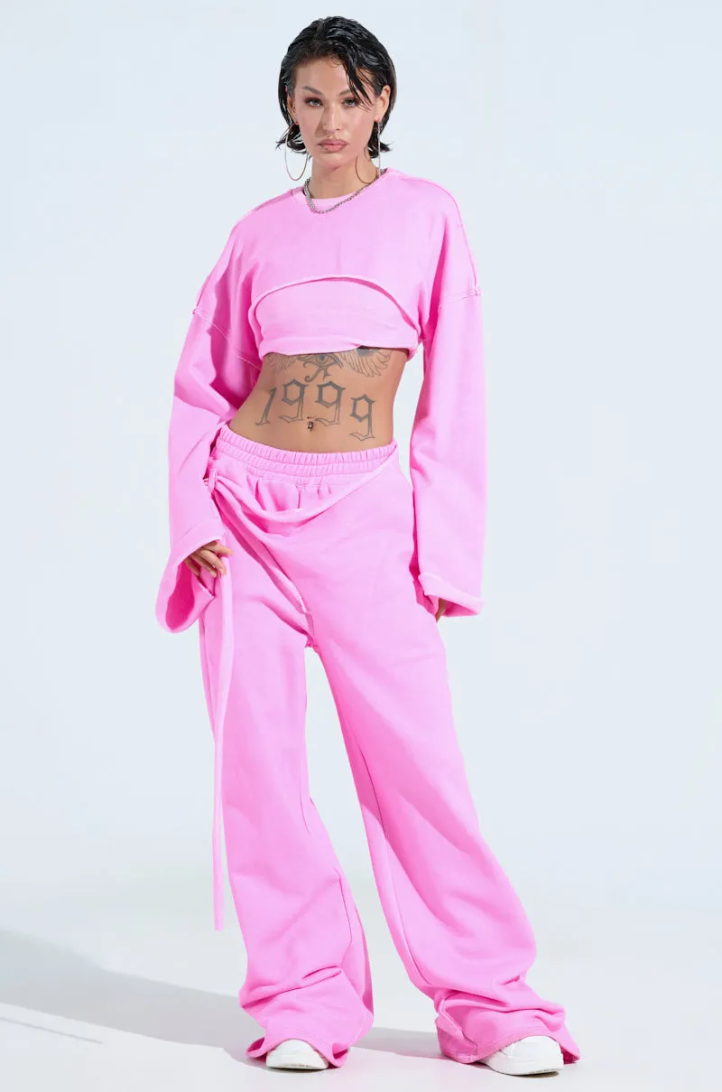 ISSA DOUBLE LAYER CROP SWEATSHIRT market demand product lanyard visibility