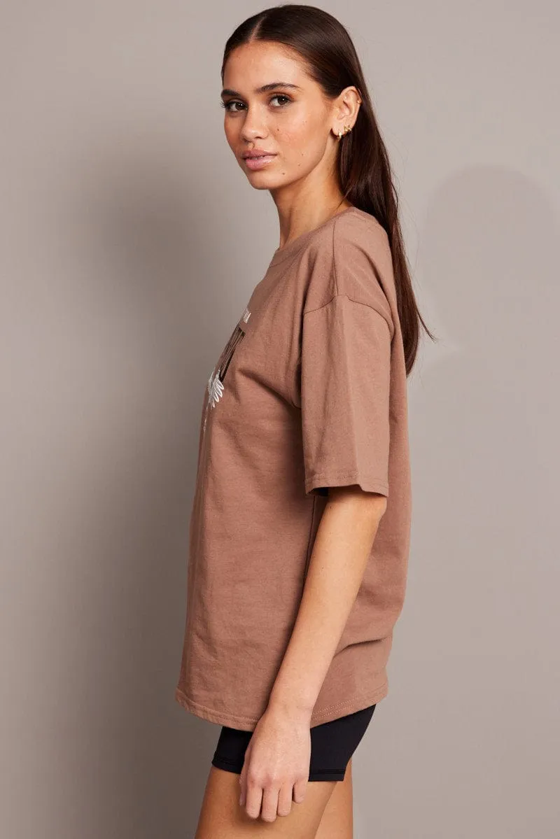 Brown Graphic Tee Short Sleeve Relaxed Fit Design Fashion Must-Have